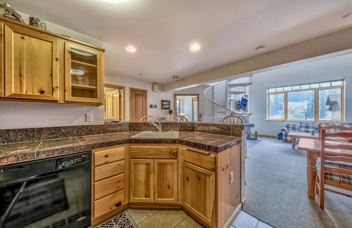 Kirkwood Condo | Luxury 2br + Loft, Lodge At Kirkwood Unbeatable Location 2 Bedroom Condo by RedAwning