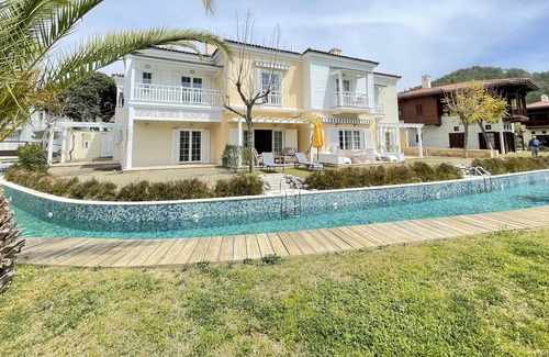 Gocek Villa | Luxury 2Br villa in Portville Göcek