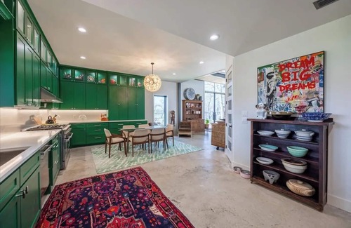 Krugerville House | Luxury 3.16 Acre Barndo Retreat Near PGA Frisco!