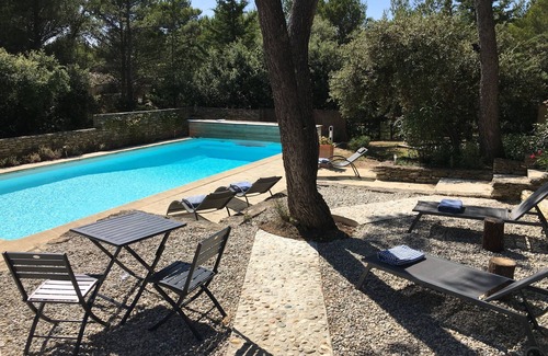Saumane-de-Vaucluse House | Luxury 3 Bed Provencal house, private heated pool, peaceful rural location