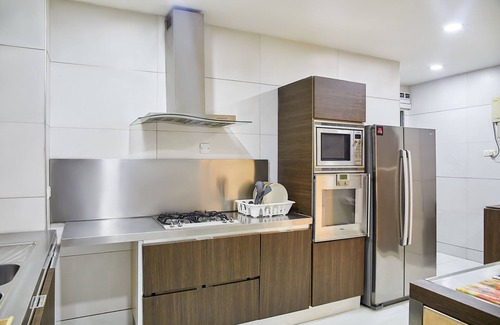 Ikoyi Apartment | Luxury 3 bed apartment in a prestigious location off Bourdillon in Ikoyi, Lagos.