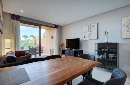New Golden Mile Apartment | Luxury 3 bed Sea Views with Pool