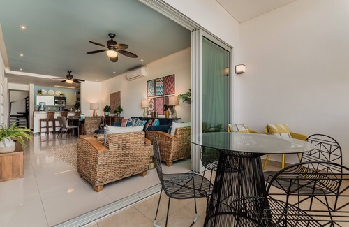 Downtown Condo | Luxury 3 bedroom Penthouse with Private Rooftop and Plunge pool