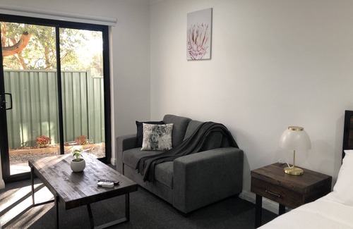 Jindabyne Villa | Luxury 3 bedroom Villa in the heart of Jindabyne - Unit 4