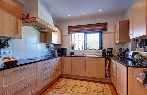 Luz Villa | Luxury 3 to 4 bedroom Villa With Wonderful Sea And Mountain Views