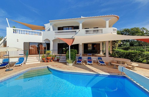 Luz Villa | Luxury 3 to 4 bedroom Villa With Wonderful Sea And Mountain Views