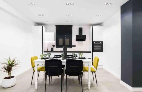 Pangrati Apartment | Luxury 3br Home at Hip Pangrati