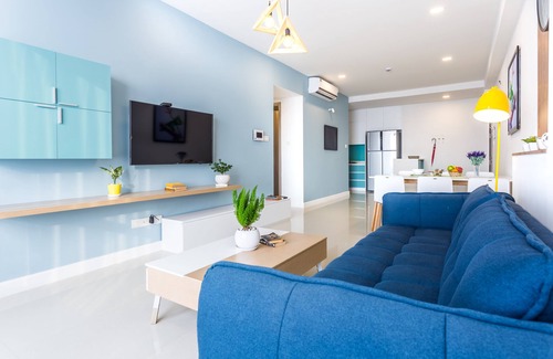 Bach Dang Riverside Apartment | Luxury 3BR/Infinity Swimming Pool/City View