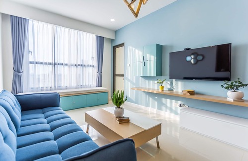 Bach Dang Riverside Apartment | Luxury 3BR/Infinity Swimming Pool/City View