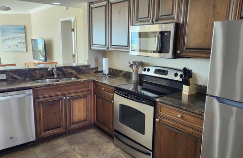 Treasure Island Condo | Luxury 3BR Penthouse Panoramic Ocean Views