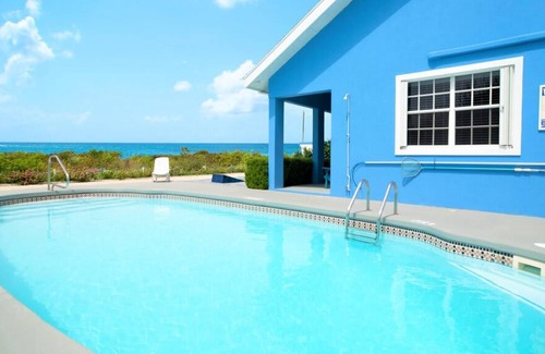 East End House | Luxury 4 Bdr Ocean View Home w Pool Hot Tub