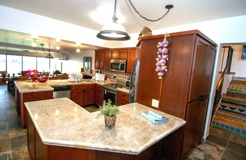 San Carlos Condo | Luxury 4 bed/4 bath Beach Front Condo - New and Completely Remodeled