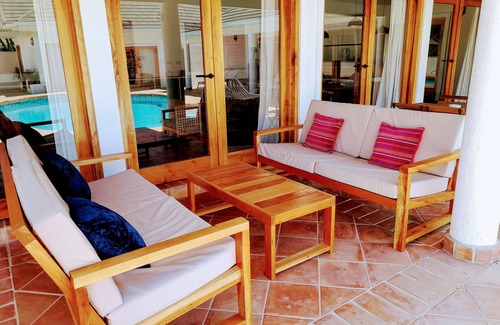IronShore Estates Villa | Luxury 4 Bedroom Villa with Pool in Montego Bay (Beach Club Access)