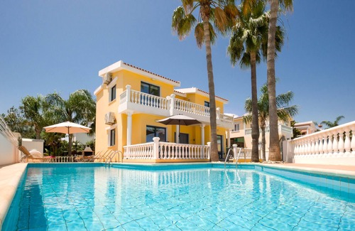 Ayia Thekla Villa | Luxury 4 bedroom beach side detached villa, private swimming pool, Ayia thekla