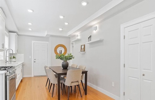 Spring Hill House | Luxury 4BD/2.5BA Walk to MIT & Davis SQ/Free Parking