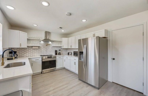 North Richland Hills House | Luxury 4Bed/2Bath Hidden Gem w/Backyard Oasis
