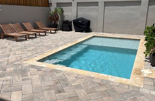 Malmok Villa | Luxury~4BR/BA~Private Pool~Ocean View~Just Steps to the Beach!
