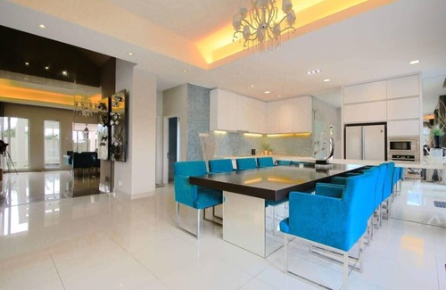 Cheras House | Luxury 4BR Oasis with Gazebo, Your Perfect Retreat