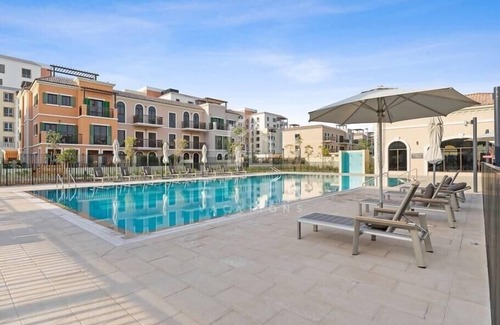 Dubai Villa | Luxury 4BR Villa with Private Beach and Burj Views