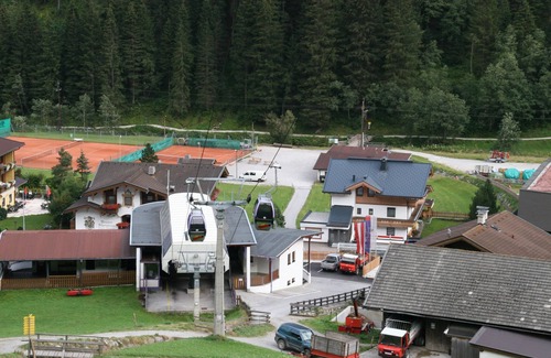 Lanersbach Ski Chalet | Luxury 5 bedroom Chalet in Tux, opposite ski lift - Maryhofen Hintertux Glacier