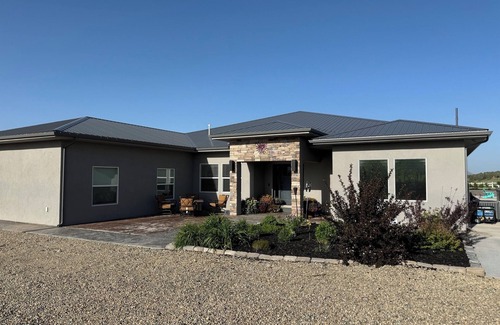 Mancos House | Luxury 5-bedroom house in phenomenal Mancos with WiFi, AC