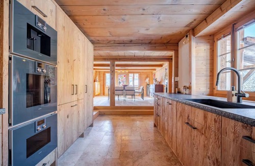 Chateau-d'Oex Ski Chalet | Luxury 5 Bedroom panoramic Chalet - Near Gstaad