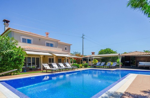 Aldeia do Golfe House | Luxury 5 bedroom villa with 5000m2 of land in Vilamoura