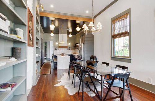 Irish Channel House | Luxury 5 BR, easy stroll to best of Magazine, minutes from French Quarter