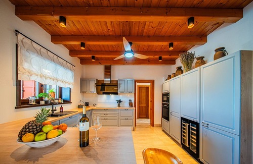 Hrboki Villa | Luxury 5 star villa with heated saltwater pool for up to 12 guests