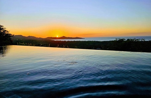 Brasilito House | Luxury 5BR Oasis with Panoramic Ocean Views & Pool - Casa Vista Contenta Mainhouse