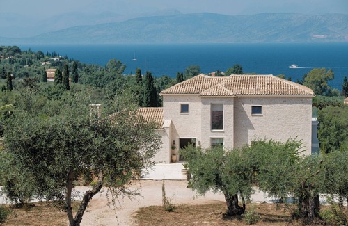 Petaleia Villa | Luxury 6 bedroom Villa with pool, Northeast Corfu, sleeps 12