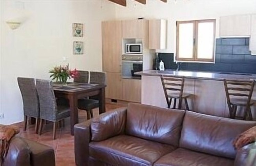 Lliber Cottage | Luxury Accommodation Set In Beautiful Surroundings With Use Of Private Pool