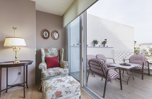 Thissio House | Luxury Acropolis View Duplex Penthouse in Thiseio