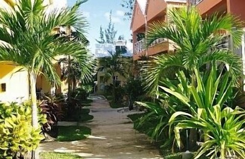 Fitts Village Villa | Luxury, Air-conditioned Villa With Pool And Sea Views