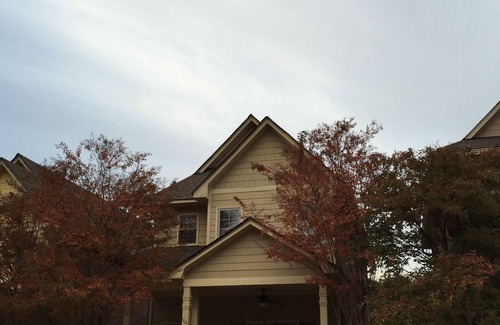 Oxford House | Luxury and Comfort at Ole Miss. Adjacent to campus