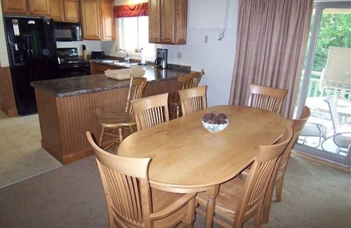 Jeffersonville Condo | Luxury and Convenience . Ski in-Ski out Condo in the Heart of Everything