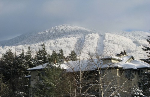 Jeffersonville Condo | Luxury and Convenience . Ski in-Ski out Condo in the Heart of Everything