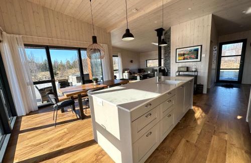 Laugarvatn House | Luxury and Modern Cabin on the Golden Circle
