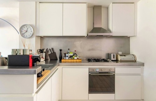 Sint-Pieters-Woluwe Apartment | Luxury Apartment in the Center of Brussels
