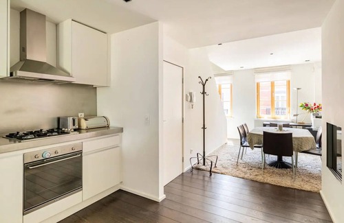 Sint-Pieters-Woluwe Apartment | Luxury Apartment in the Center of Brussels