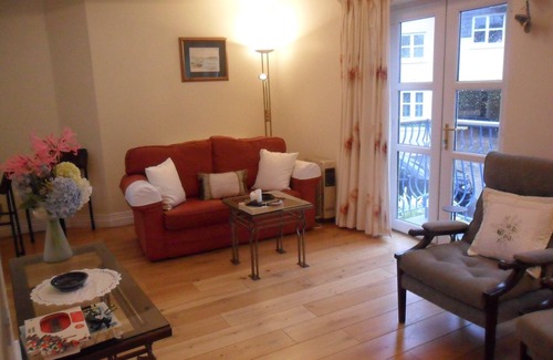 Rosscarbery Apartment | Luxury Apartment Charming Coastal Town/Rosscarbery on The Wild Atlantic W