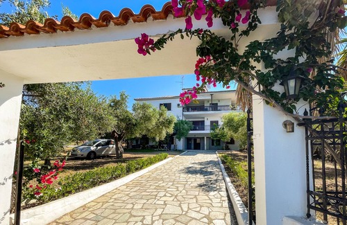 Elia Nikitis Apartment | Luxury apartment in Akti Elias Sithonia