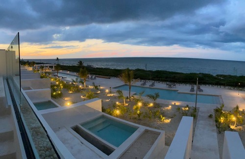 Hopelchen Apartment | Luxury apartment w/private jacuzzi and ocean views