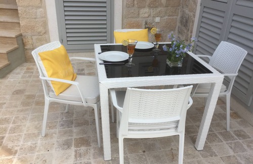 Vis Apartment | Luxury apartment, near sea, with superb views + pretty garden terrace, free wifi