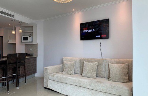Las Penas Apartment | Luxury Apartment overlooking the Guayas River in Puerto Santa Ana Guayaquil