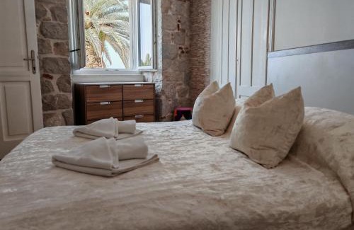 Old Town Apartment | Luxury Apartment Riva with a magnificient view