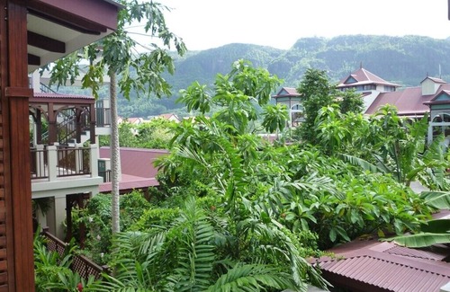 Eden Island Apartment | Luxury apartment set on a private island – Eden Island – with wireless Internet