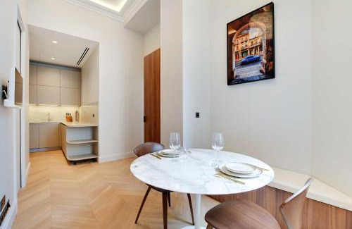 Champs-Elysees Apartment | Luxury apartment with AC - GeorgeV-Champs Elysees