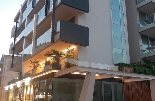 Lido di Jesolo Apartment | Luxury apartment with pool, spa, gym, shared pool and private terrace