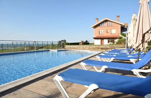 Mogro Apartment | Luxury apartment with swimming-pool and tennis court. Beach 600m.